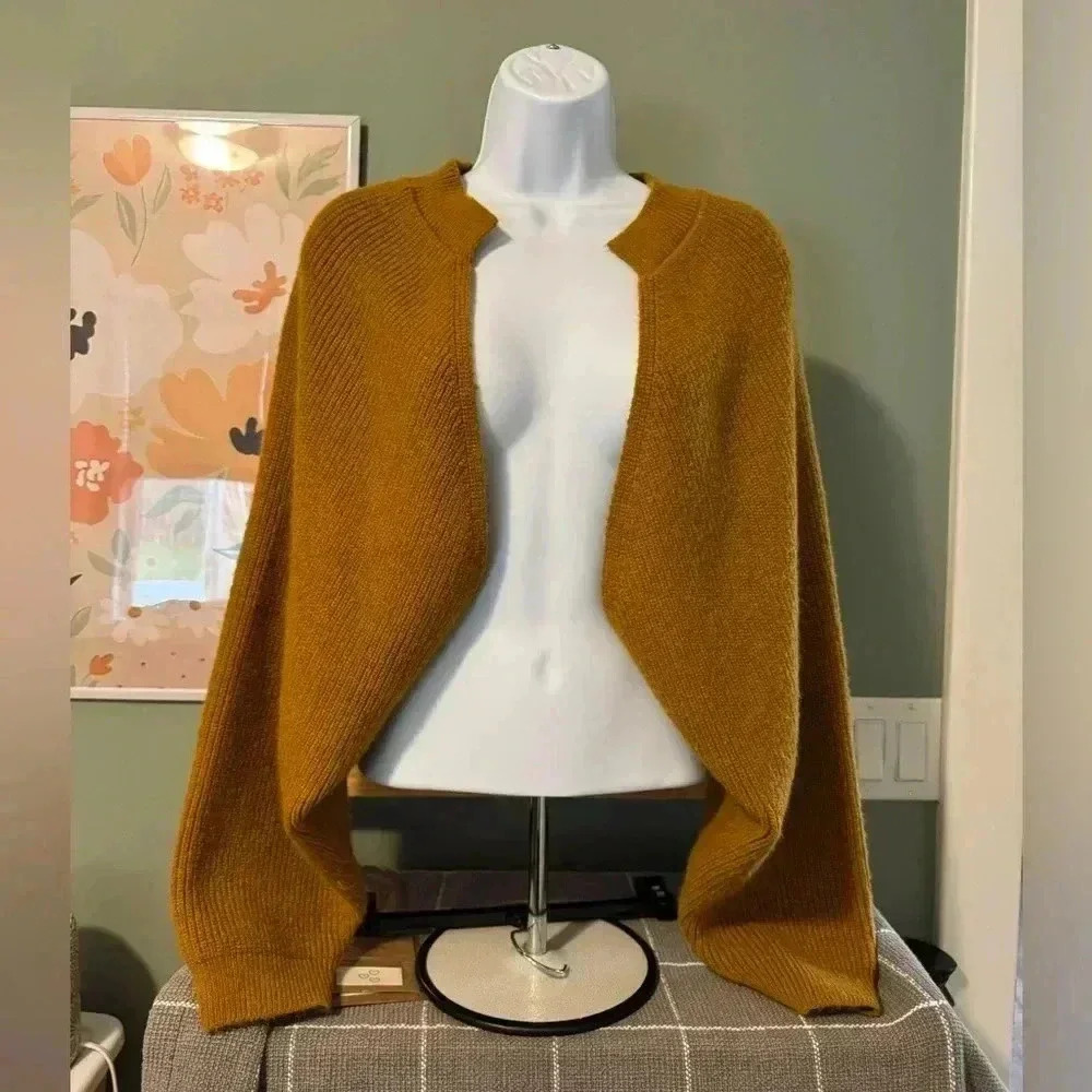Pilcro one size shrug